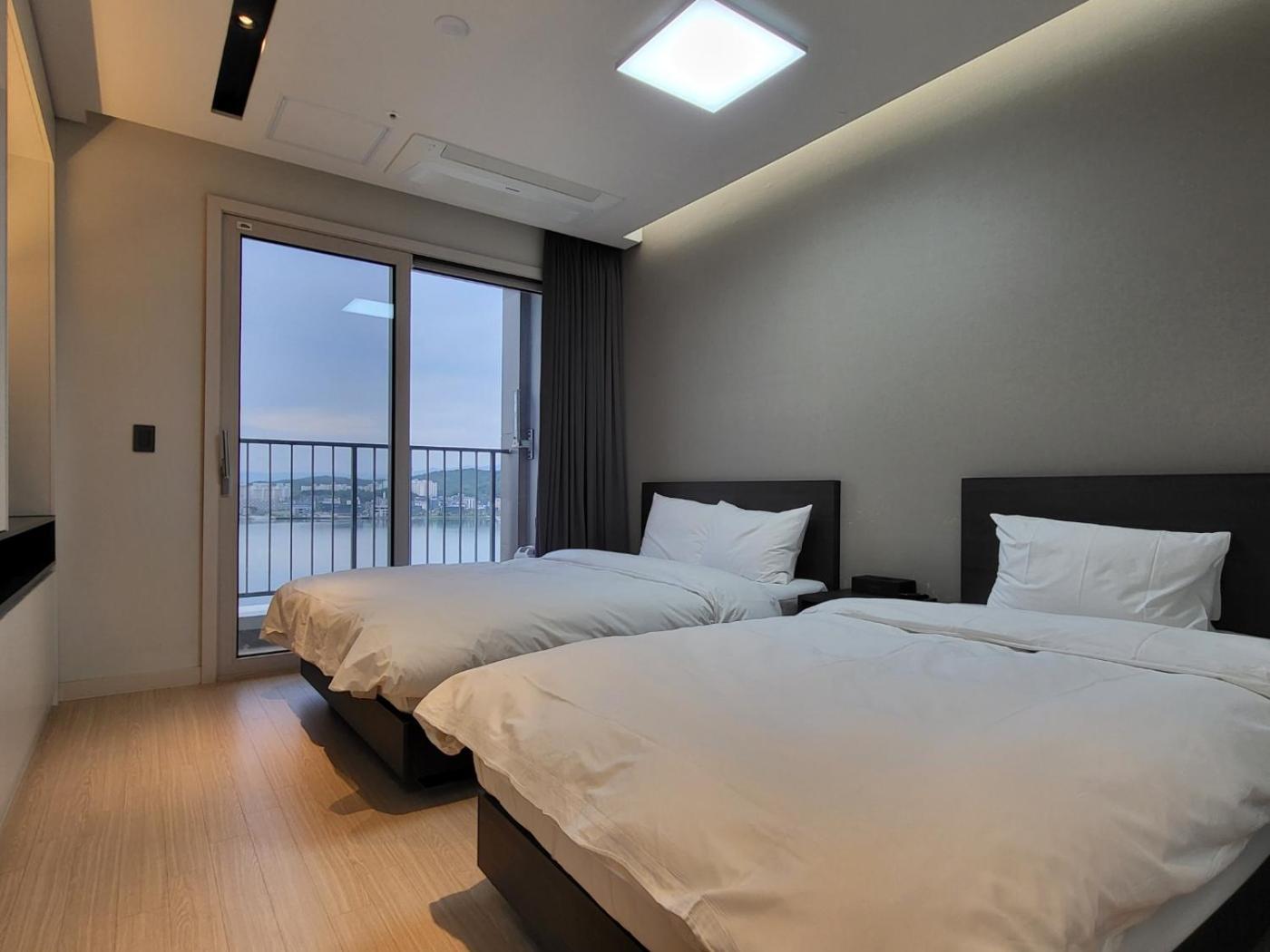 Sota Suite Sokcho World State Exterior foto