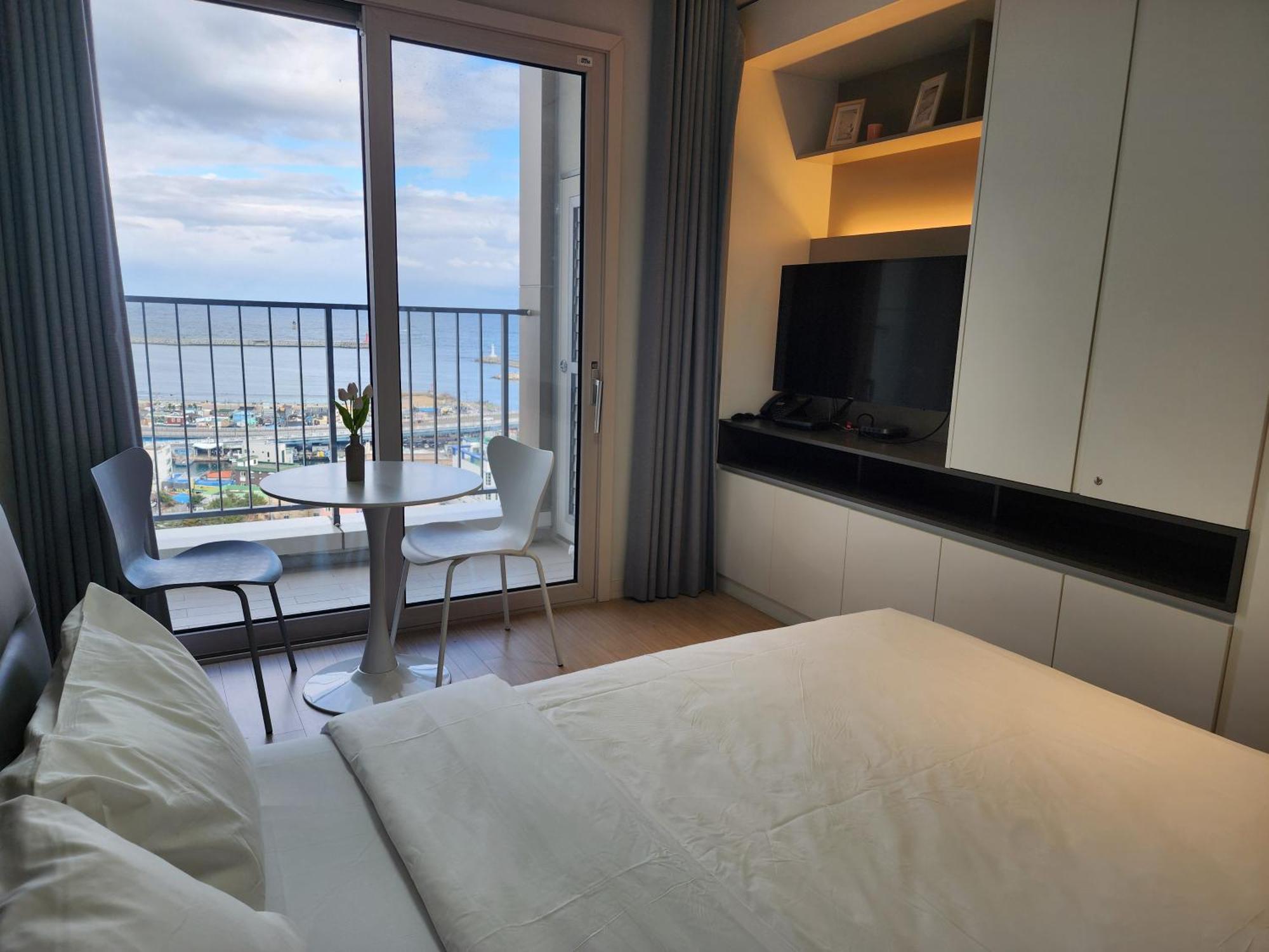 Sota Suite Sokcho World State Exterior foto